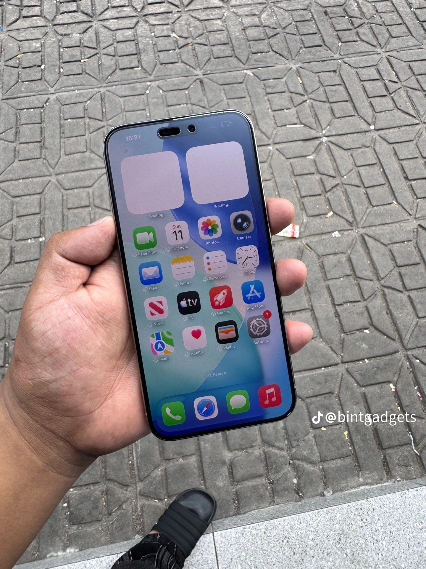 iPhone